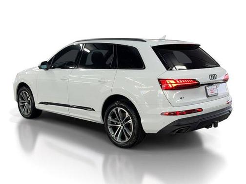 2026 Audi Q7 55 Premium