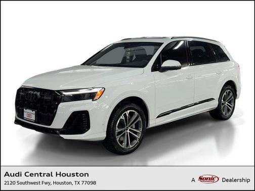 2026 Audi Q7 55 Premium