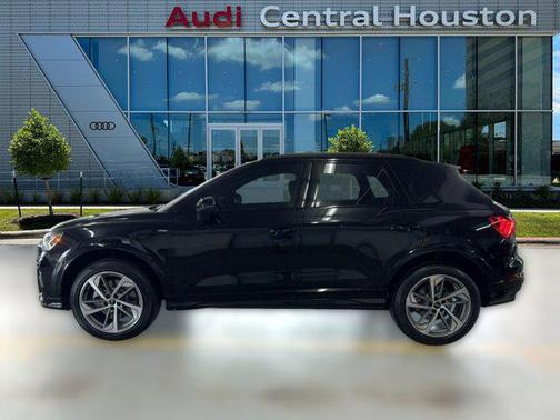 2025 Audi Q3 Premium 45 TFSI S line quattro Tiptronic