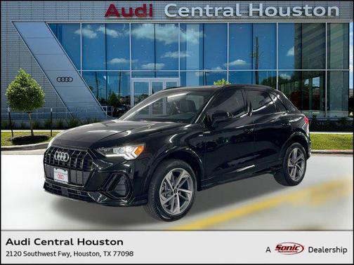 2025 Audi Q3 Premium 45 TFSI S line quattro Tiptronic