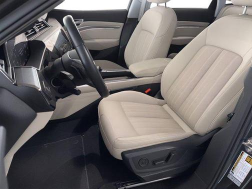 2022 Audi e-tron Sportback S line Premium Plus