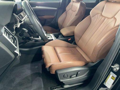 2025 Audi Q5 45 S line Premium