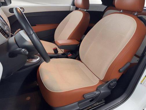 Pure White 2015 Volkswagen Beetle 1.8T