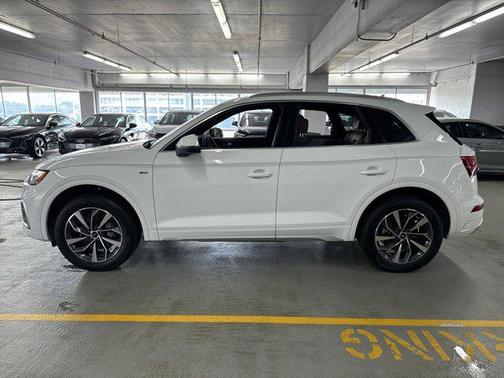 2025 Audi Q5 45 S line Premium