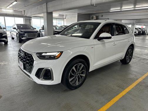 2025 Audi Q5 45 S line Premium