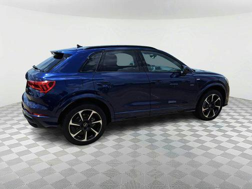 2025 Audi Q3 45 S line Premium Plus