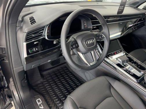 2026 Audi Q7 55 Premium Plus