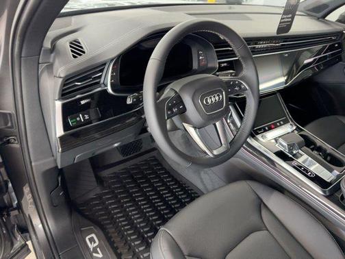2026 Audi Q7 55 Premium Plus