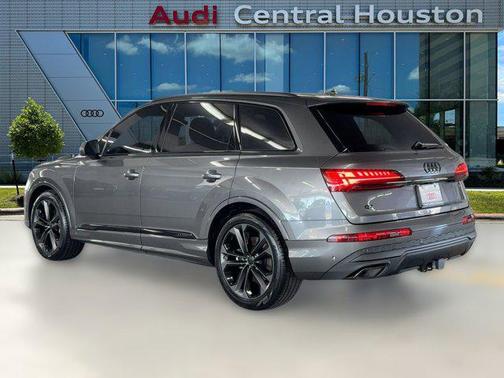 2026 Audi Q7 55 Premium Plus