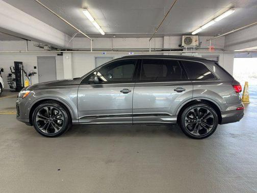 2026 Audi Q7 55 Premium Plus