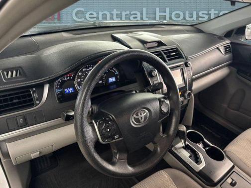 2013 Toyota Camry LE