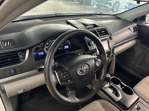 2013 Toyota Camry LE