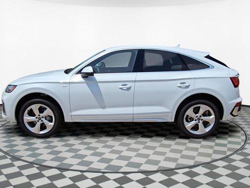2025 Audi Q5 45 S line Premium Plus
