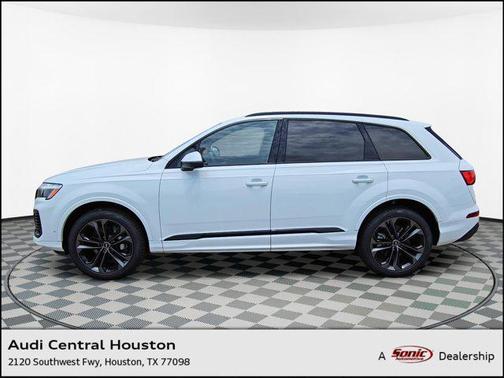 2025 Audi Q7 55 Premium Plus