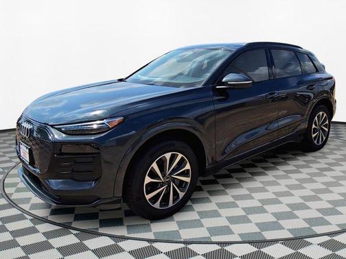 2025 Audi Q6 e-tron Premium Plus quattro