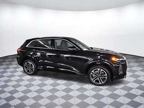 2025 Audi Q5 Premium