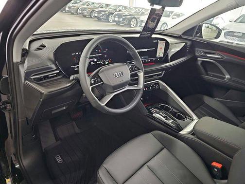 2025 Audi Q5 Premium