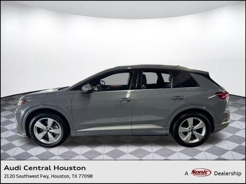 2024 Audi Q4 e-tron Prestige 55 quattro