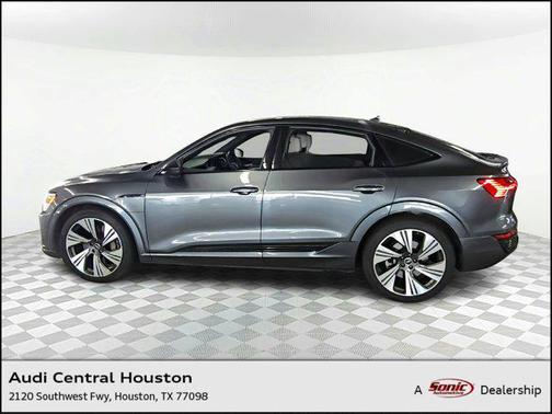 2024 Audi Q8 e-tron Prestige