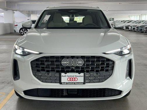 2025 Audi Q5 Prestige TFSI quattro S tronic