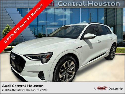2021 Audi e-tron Premium Plus