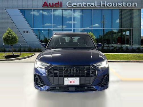 2023 Audi Q3 45 S line Premium Plus