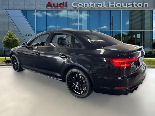 2017 Audi A4 Season of Audi ultra Premium