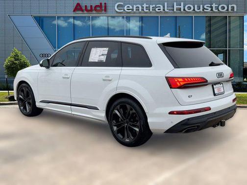 2026 Audi Q7 55 Premium Plus