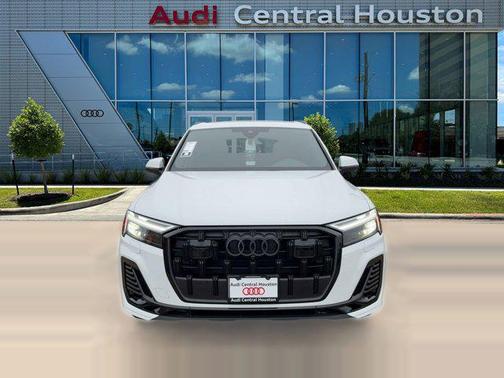 2026 Audi Q7 55 Premium Plus