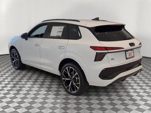 Glacier White Metallic 2026 Audi Q3 S line