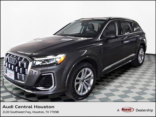 2025 Audi Q7 45 Premium Plus