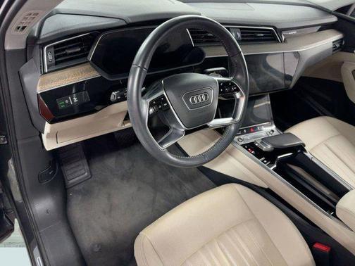 2021 Audi e-tron Sportback Premium Plus