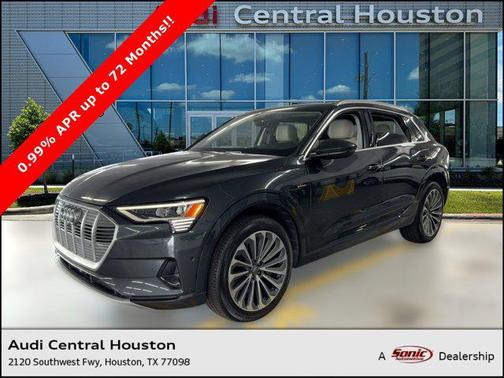 2019 Audi e-tron Premium Plus