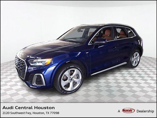 2022 Audi Q5 45 S line Premium Plus