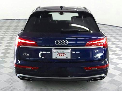 2022 Audi Q5 45 S line Premium Plus