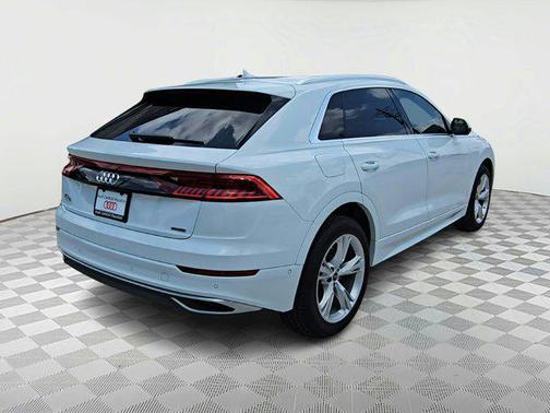 2023 Audi Q8 55 Premium Plus