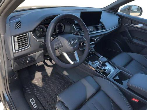 2025 Audi Q5 55 S line Premium Plus