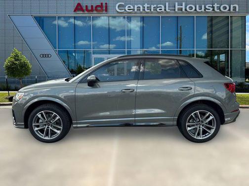 2025 Audi Q3 Premium 45 TFSI S line quattro Tiptronic