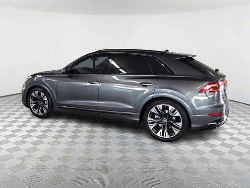 2025 Audi Q8 55 Premium Plus