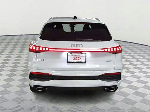 2025 Audi Q5 Premium Plus