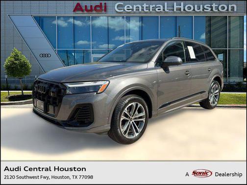 2025 Audi Q7 45 Premium Plus