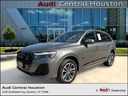 2025 Audi Q7 45 Premium Plus