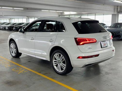 2018 Audi Q5 2.0T Tech Premium