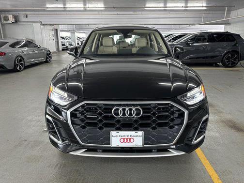 2024 Audi Q5 45 S line Premium Plus