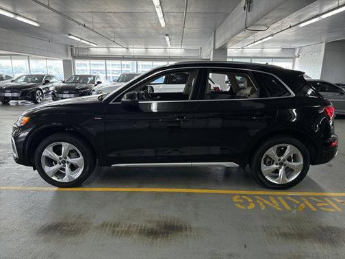 2024 Audi Q5 45 S line Premium Plus