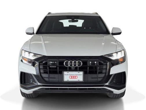 2022 Audi Q8 55 Premium Plus