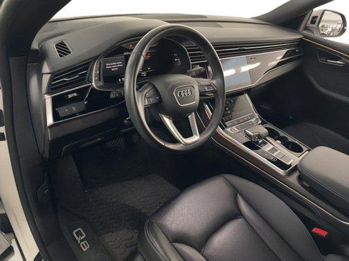 2022 Audi Q8 55 Premium Plus