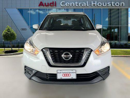 2019 Nissan Kicks SV