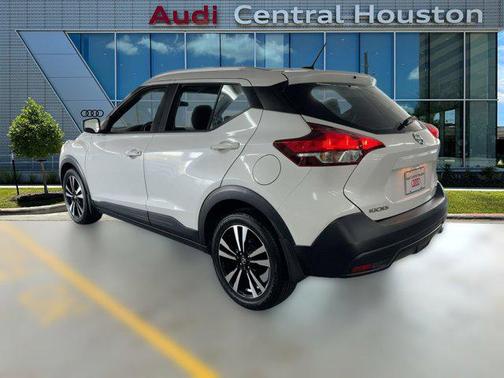 2019 Nissan Kicks SV