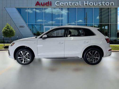 2024 Audi Q5 45 S line Premium Plus